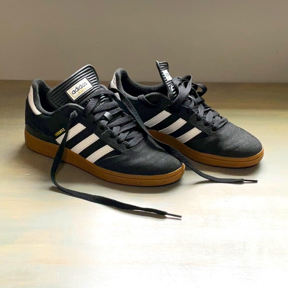ADIDAS BUSENITZ PRO MENS SHOES Size 7 (NWOB)